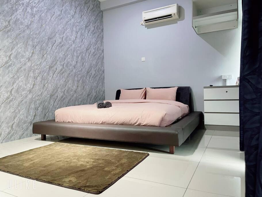 Pangsapuri 2br@jb Mount Austin Palazio/ Aeon Toppen Ikea